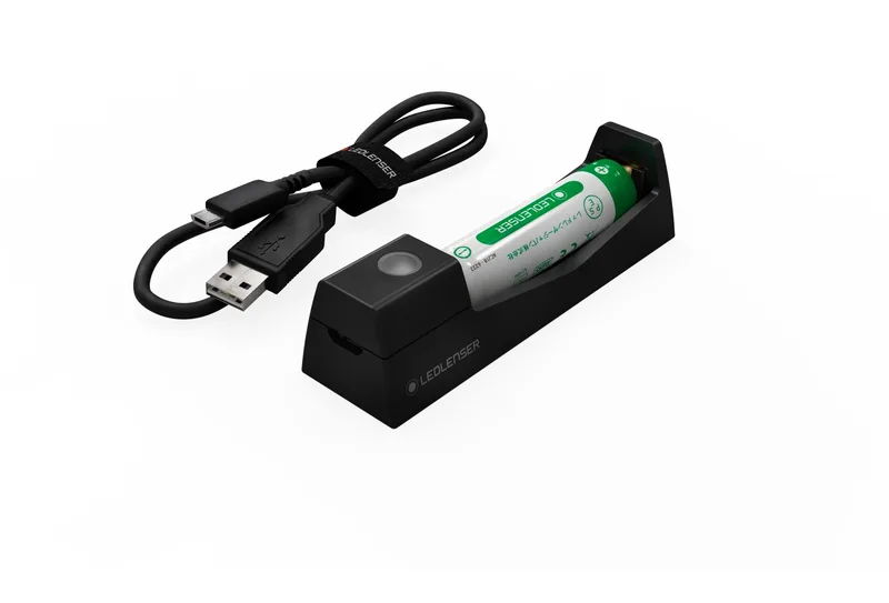 Ledlenser Ledlenser Station de charge et batterie Li-ion 3.7V/750 mAh
