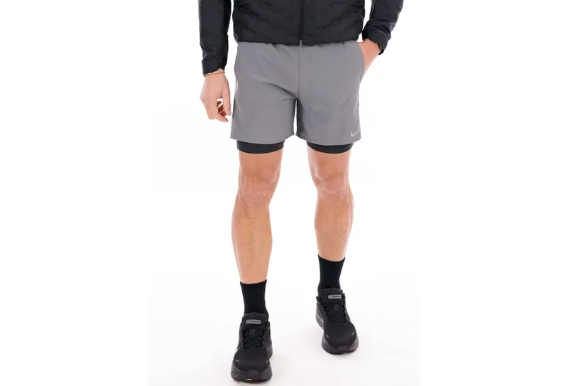 Nike Stride Hybrid M